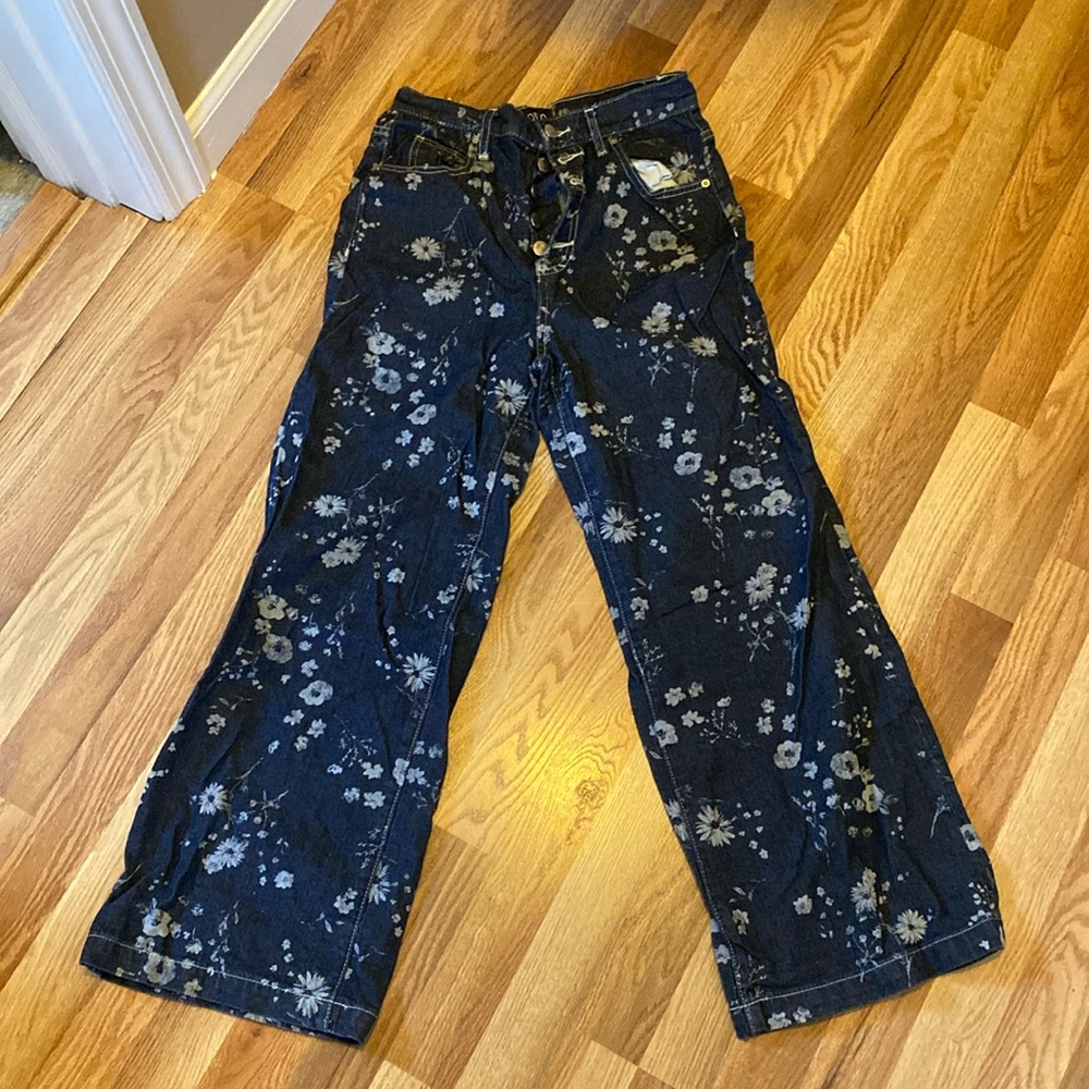 urban outifitters floral high waist baggy straight jeans